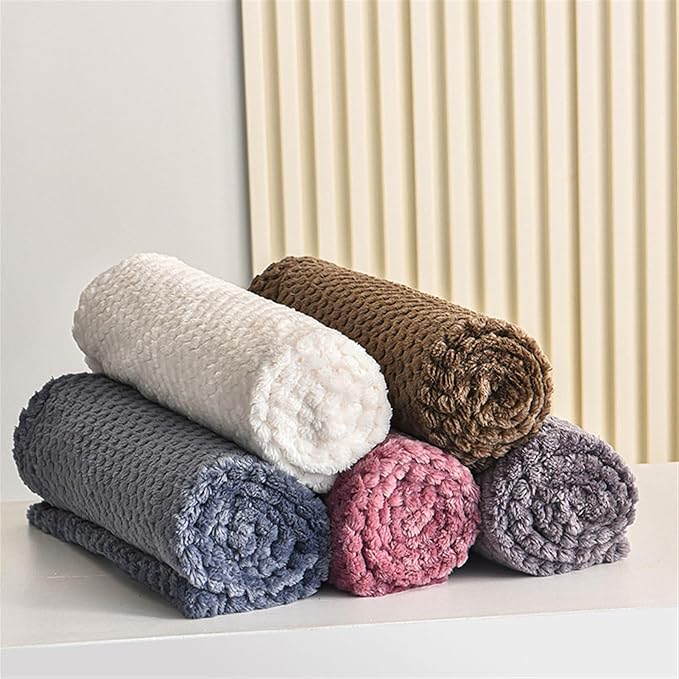 Pet Blanket Warm Soft Dog Blankets Washable Cat Throw Blankets Sofa Bed Couch Furniture Protector Cover for Small Medium Large Dogs Cats, Green, 16" x 24"